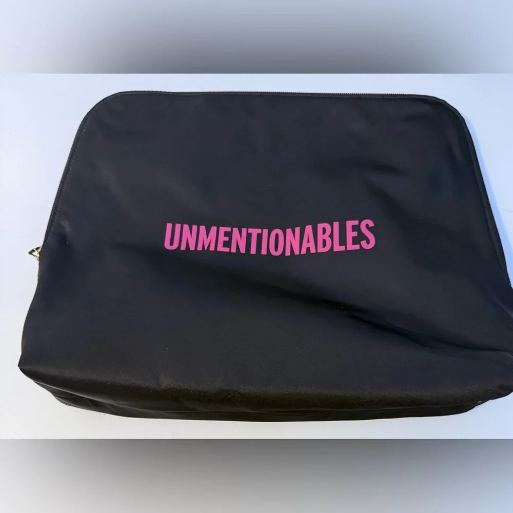 Kate Spade Pouch Black Travel Bag‎ Clutch Nylon Lot of 2 NWOT
